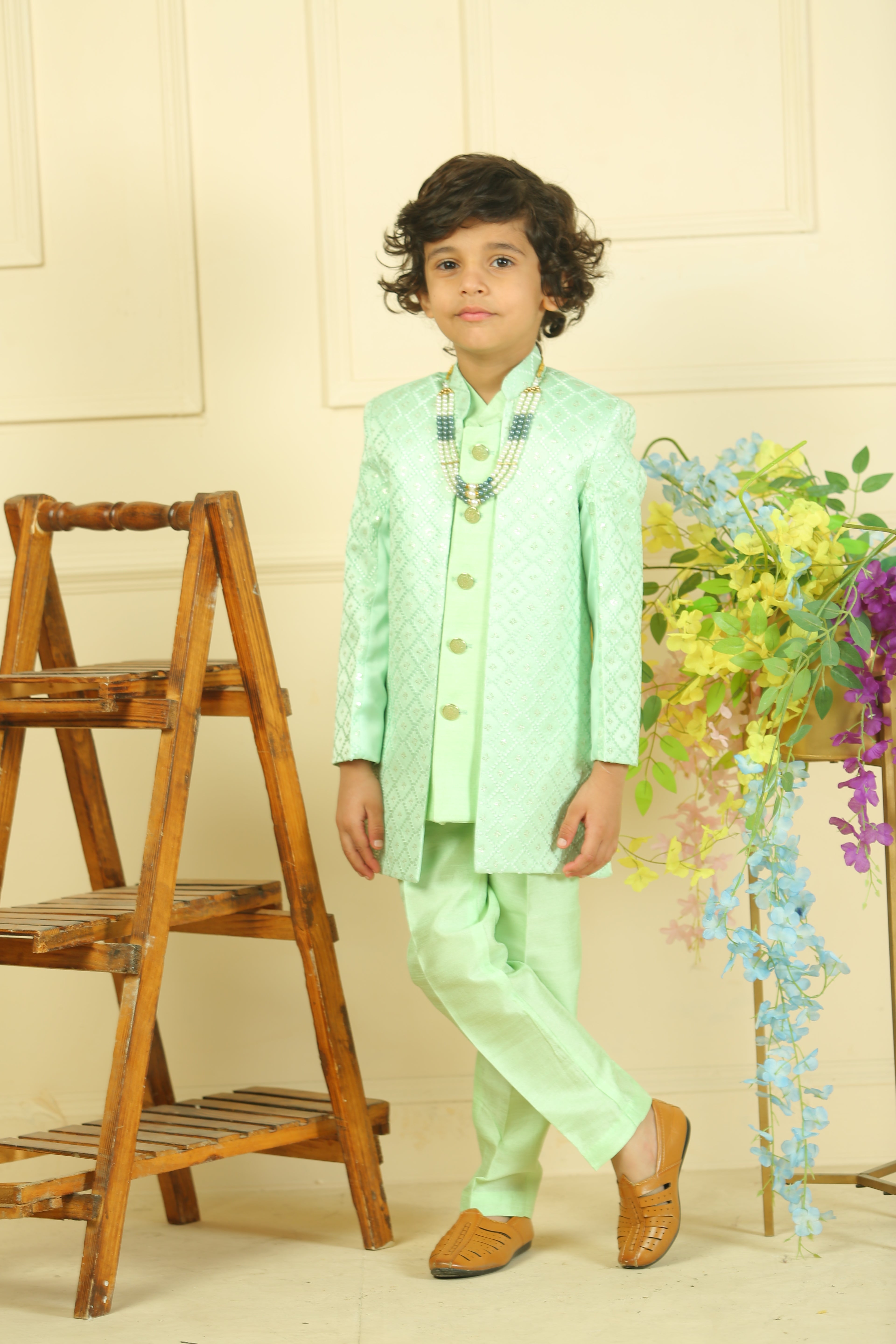 PISTA JACQUARD OPEN INDOWESTERN WITH COTY PANT