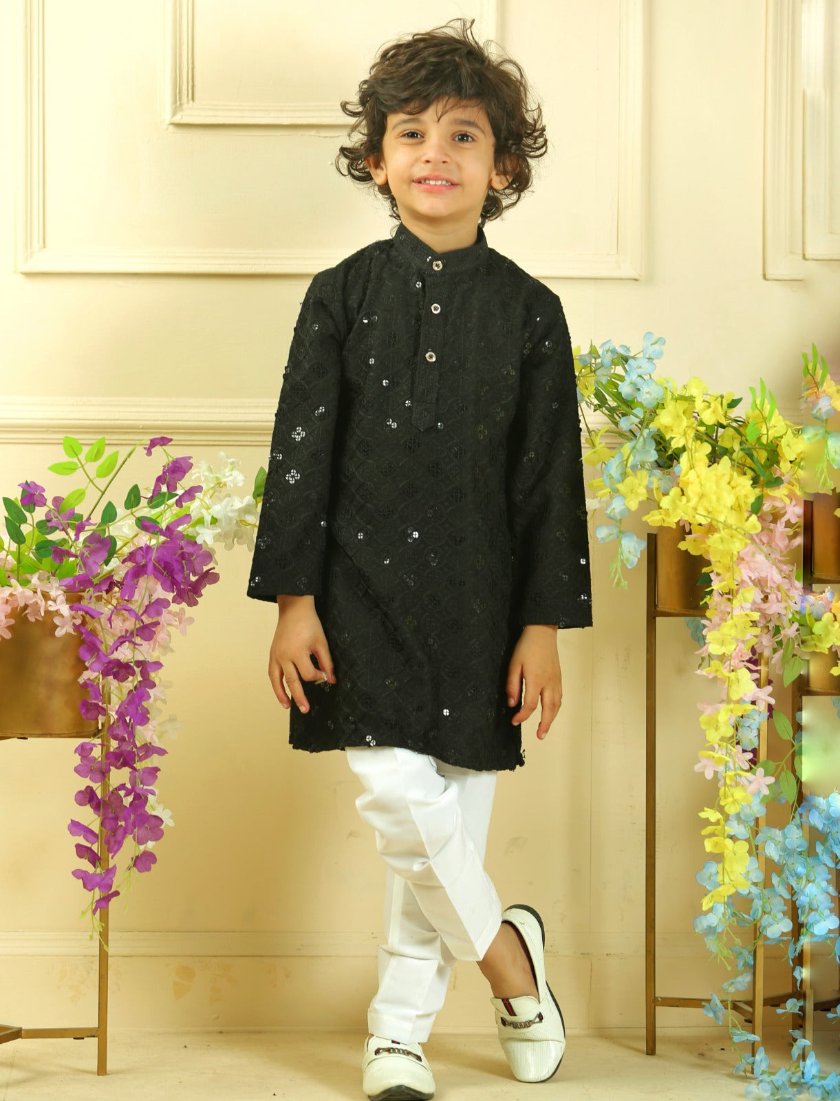 chikankari black kurta pant